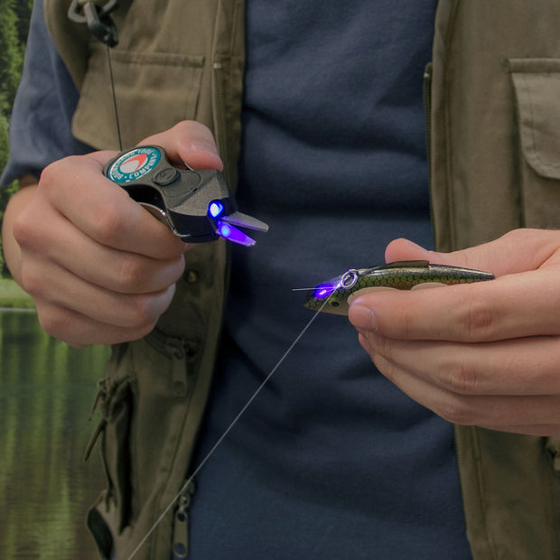 Super SNIP Fishing Line Cutter with U/V Light – Boomerang