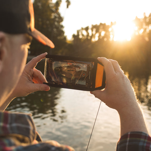 ProCase™ Touch Protective UV Resistant Vinyl Fishing Universal Smartphone Case with 4 Foot Long Lockable Retractable Tether, 8oz retraction force, High Visibility Orange